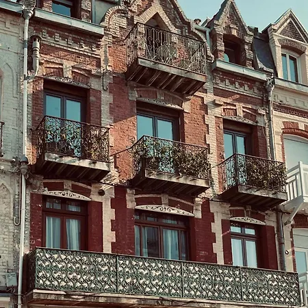 公寓 Les Trois Petits Balcons *